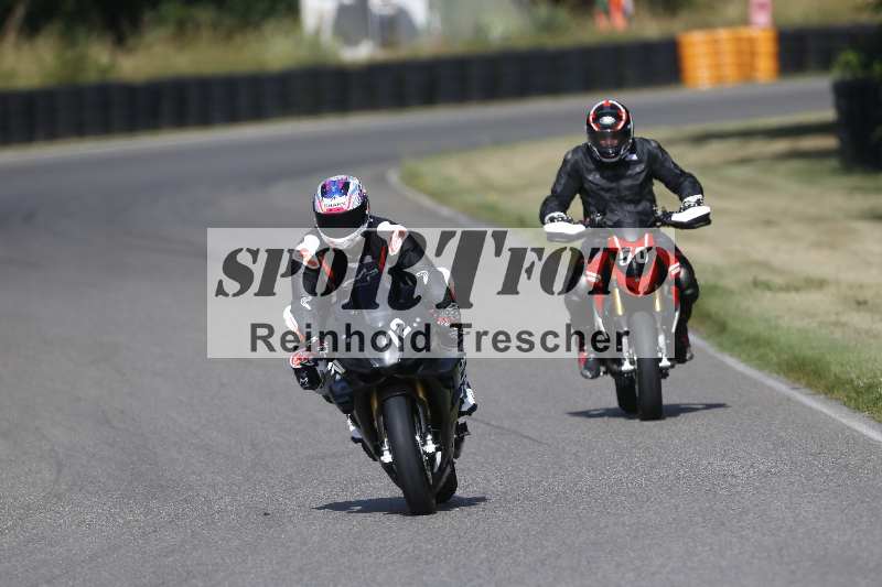 /21 17.06.2026  Ducati Schweiz Track Warmup ADR/Gruppe blau/12